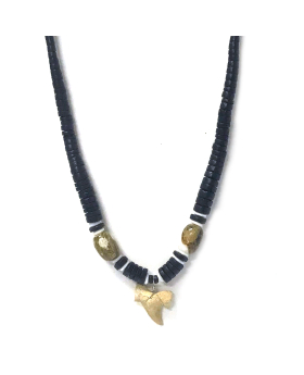 Coco with Agate and Tooth necklace