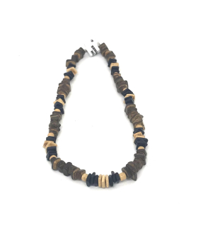 Brown/black natural square cut coco necklace