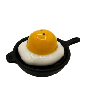 Ceramic Egg and Frying Pan Salt and Pepper set