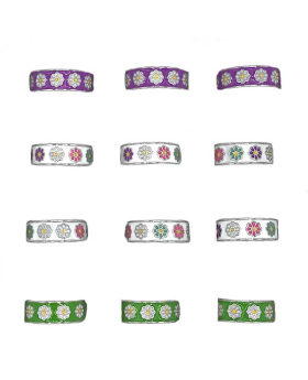 Daisy design on thick band ring