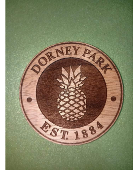 Pineapple round wood magnet with namedrop