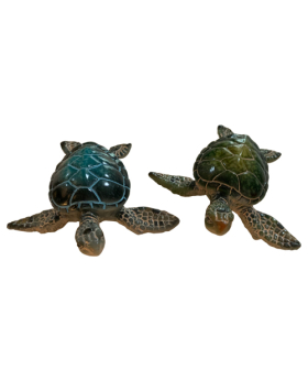 2 Assorted resin gloss Turtles