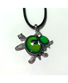 Mom and baby Mood Turtle necklace